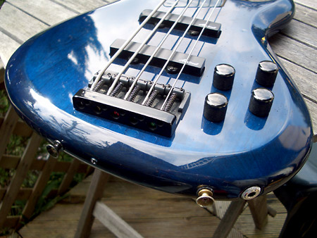 AriaProII AVANTE Series 5-strings Bass - DoromPATIO