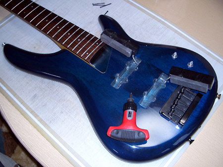 AriaProII AVANTE Series 5-strings Bass - DoromPATIO