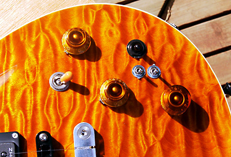 Ornetts GM8R(GLD) - DoromPATIO