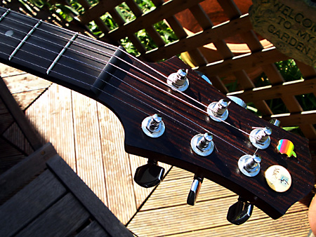 Ornetts GM8R(GLD) - DoromPATIO