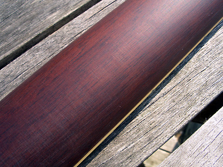 サテン・フィニッシュ