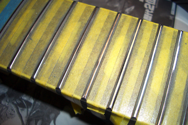 フレットの摺り合わせ